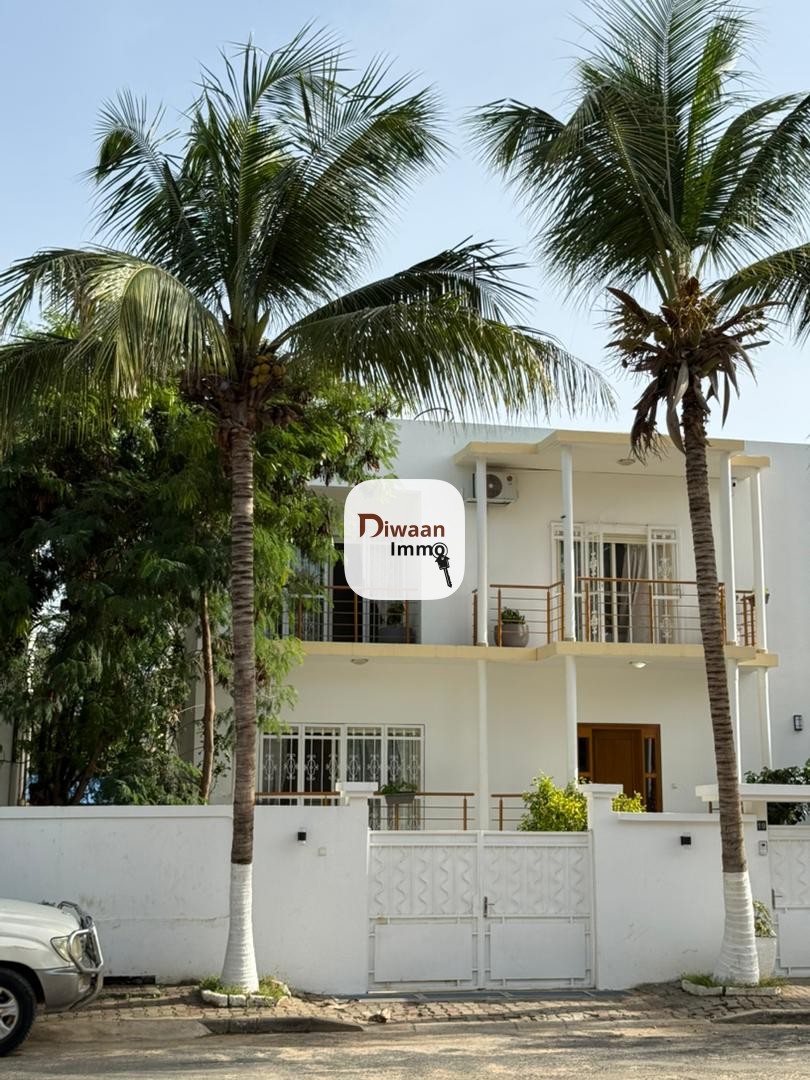 Villa 350M2 a vendre a la cité siprès 2 Mermoz - Image 3