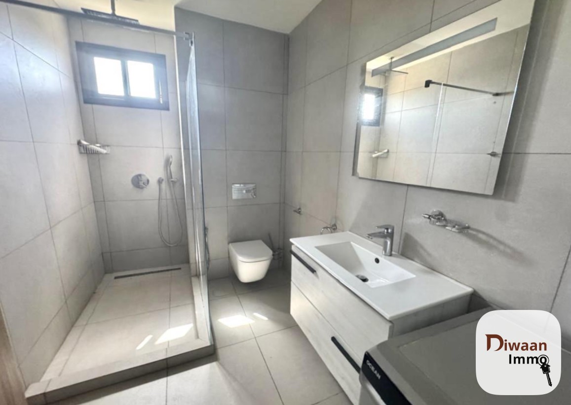 Appartement F4 Plateau 13em étage - Image 4