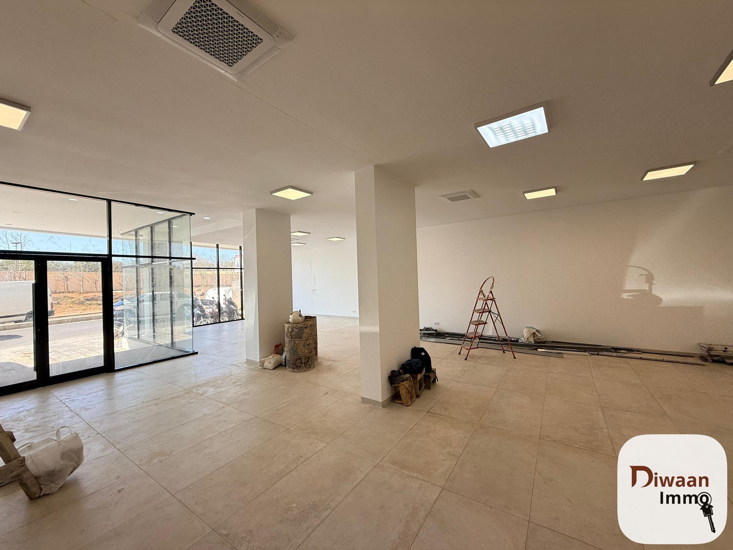 Plateau de bureau de 380M2 aux mamelles