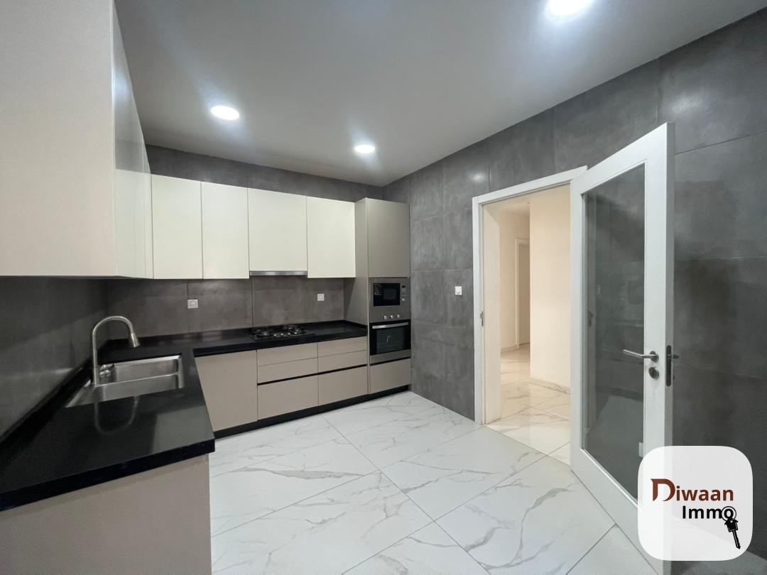 Appartement F4 a louer aux almadies zone de recasement