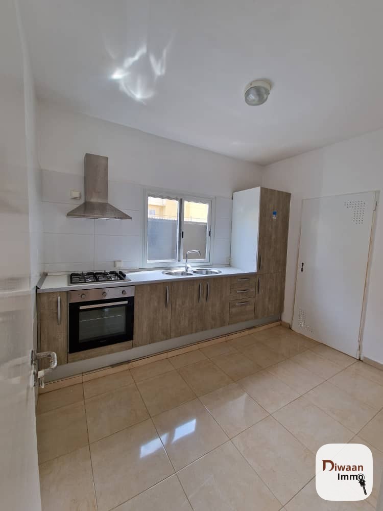 Villa F4 à vendre Almadies 2 sortie 9 - Image 6