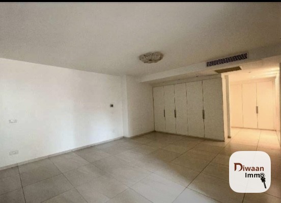 Appartement F5 à louer à Dakar Plateau au 3ème étage de l’immeuble avec une belle vue sur l’océan - Image 4