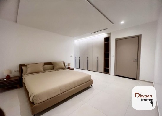 Appartement F4 entièrement meublé à louer au 3eme étage au plateau - Image 5