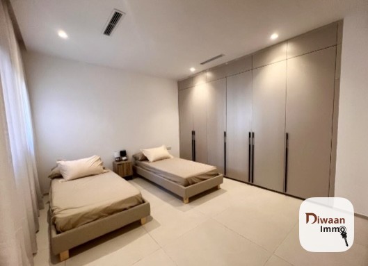 Appartement F4 entièrement meublé à louer au 3eme étage au plateau - Image 7