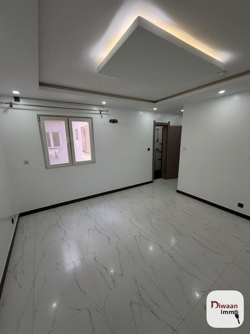 Appartement F5 à louer à la cité Dallal Diam - Image 3