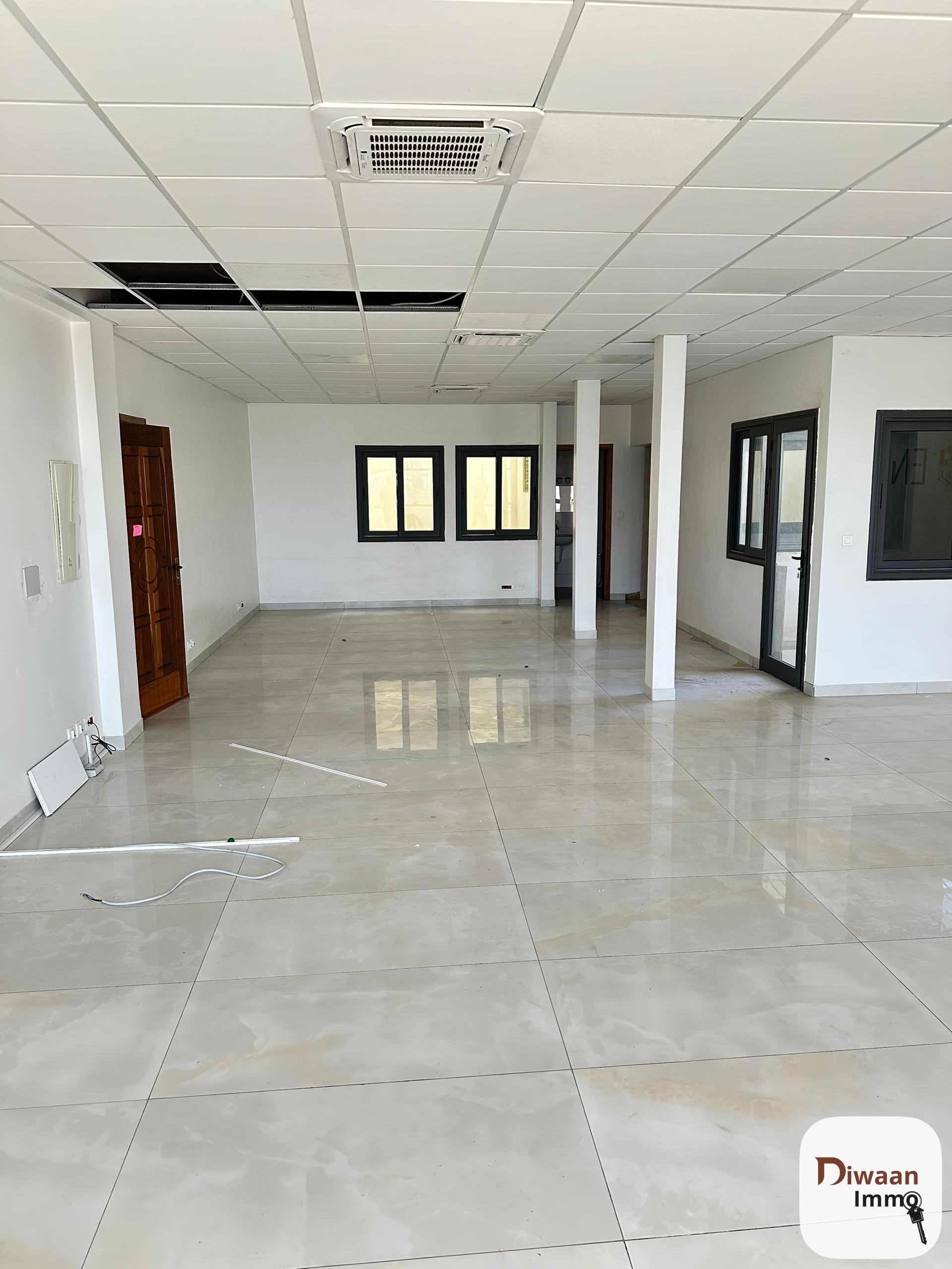 Plateau de bureau à louer sur la VDN première position - Image 5