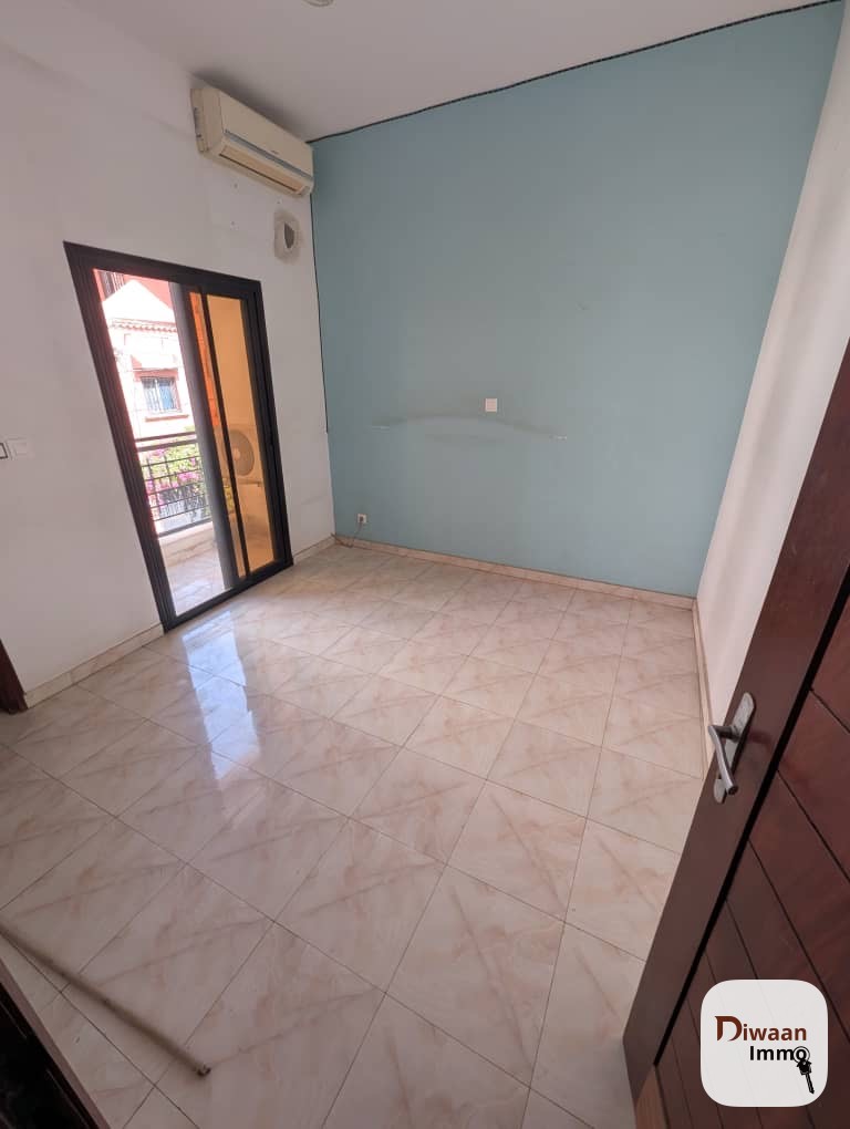 Villa à louer aux almadies - Image 1