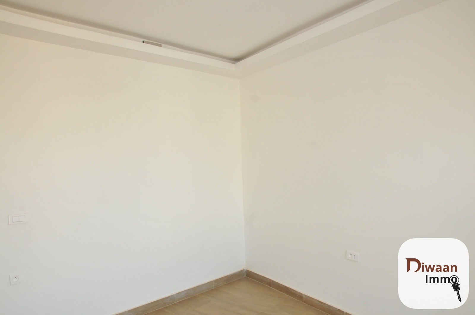 Appartement en studio à louer au Point E - Image 3