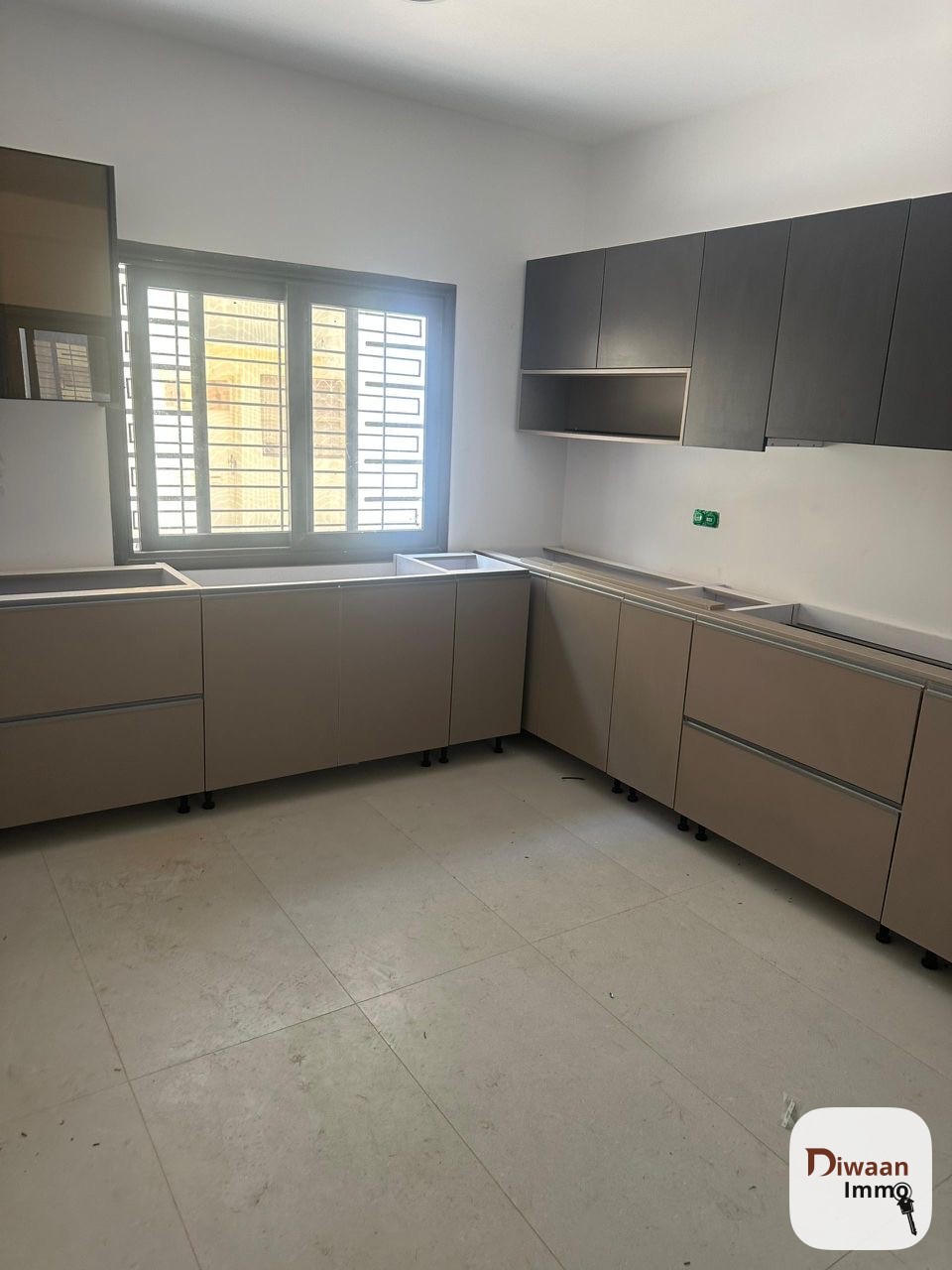 Villa R+2 à vendre à Sacré Cœur 3 - Image 1