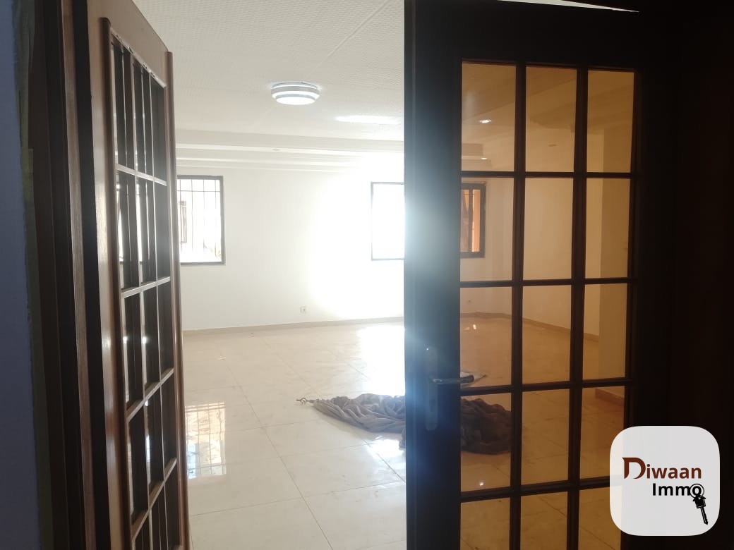 Immeuble R+7 a vendre à Ngor Almadies - Image 3