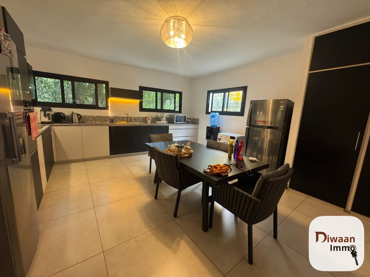 Villa à louer sur la corniche du Plateau - Image 13