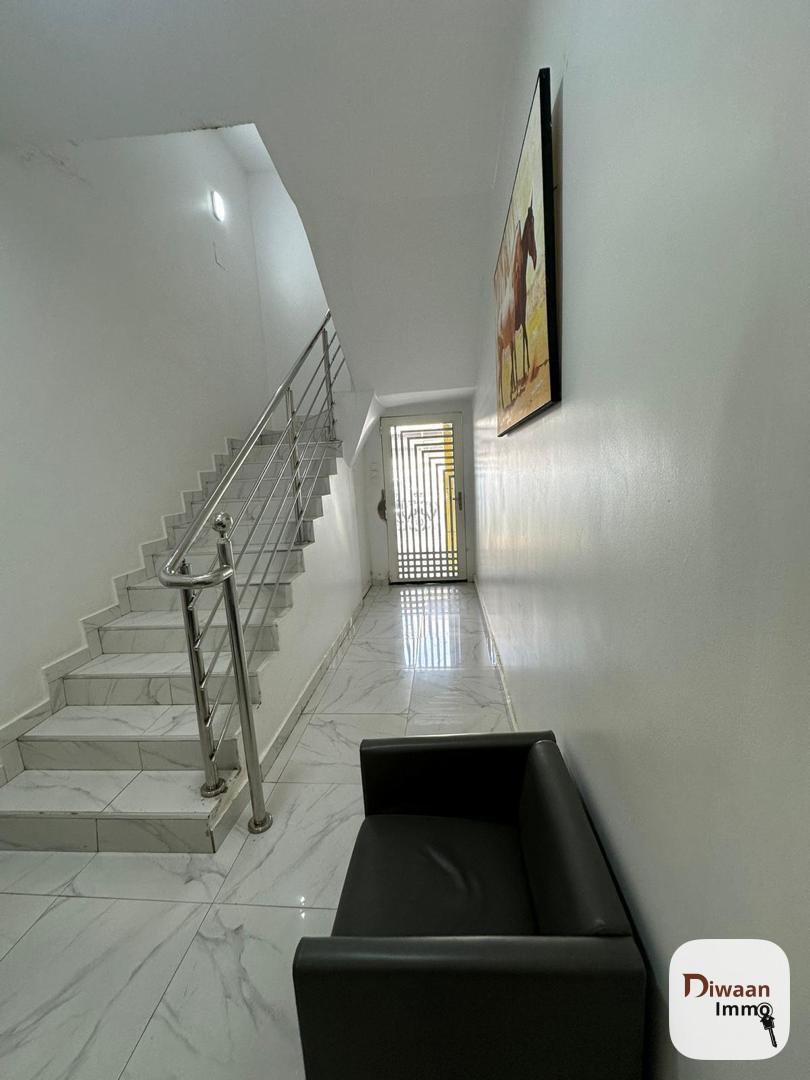 Villa R+1 à louer aux Mamelles - Image 1