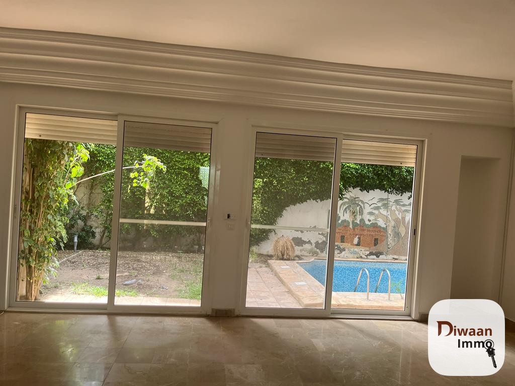 Villa R+1  à louer aux Almadies - Image 2