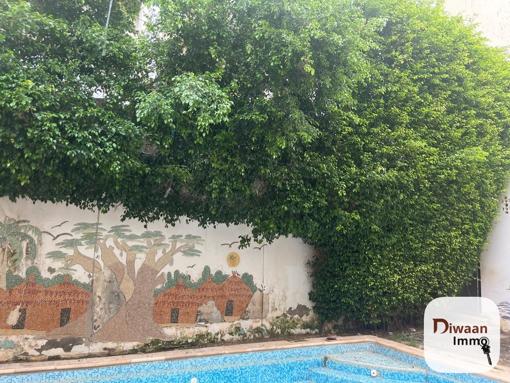 Villa R+1  à louer aux Almadies - Image 36