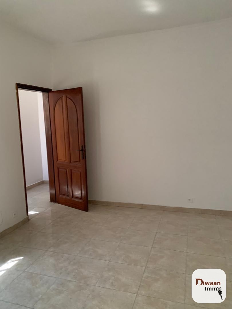 Villa R1 a louer à Liberté 6 - Image 2