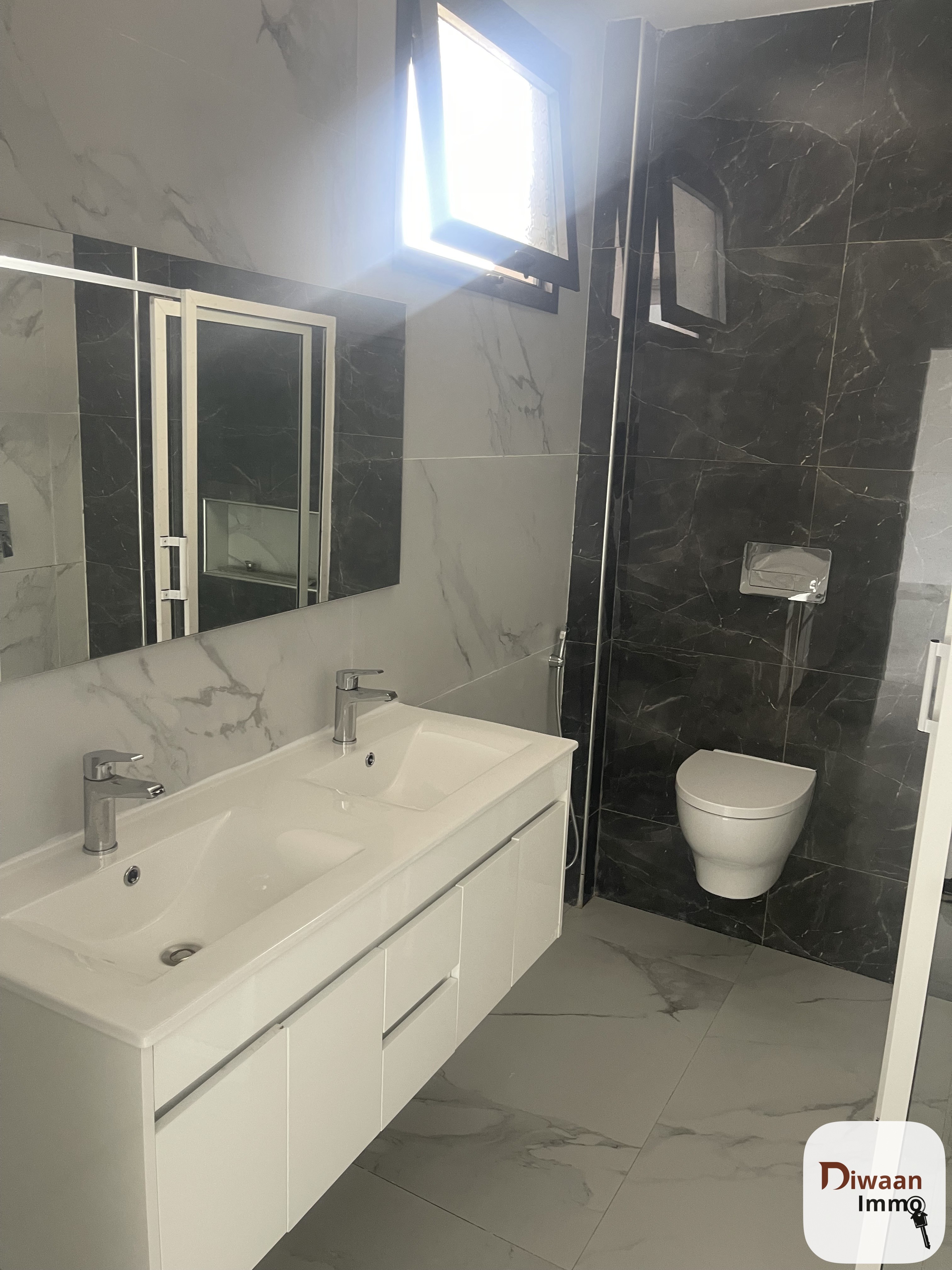 Appartement F4 neuf et moderne sur la route principale de Liberté4 - Image 14