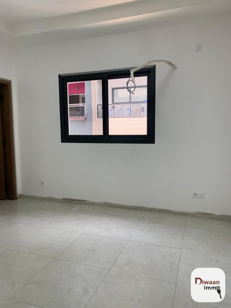 Appartement F4 à louer aux Mamelles immeuble avec salle de sport et piscine - Image 5