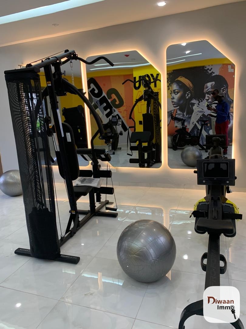 Appartement F4 à louer aux Mamelles immeuble avec salle de sport et piscine - Image 12