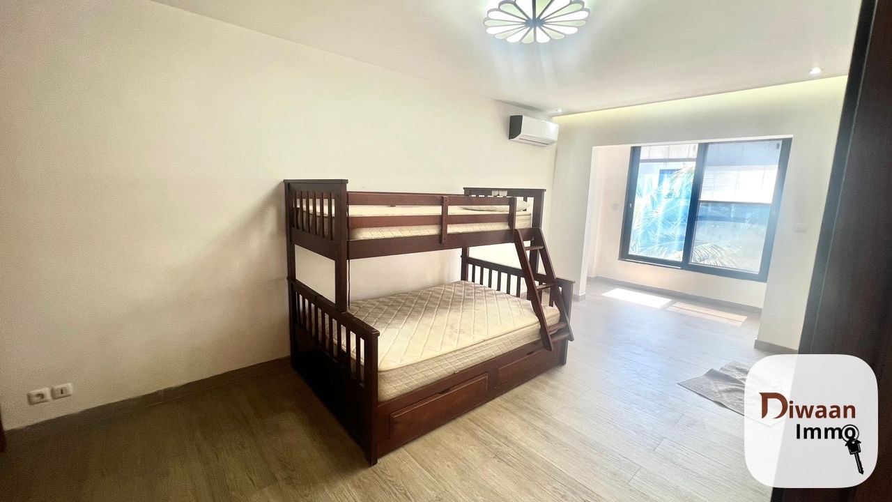 Villa R+3 à louer à la Cité Teylum