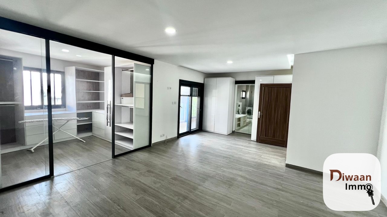 Villa R+3 à louer à la Cité Teylum - Image 4