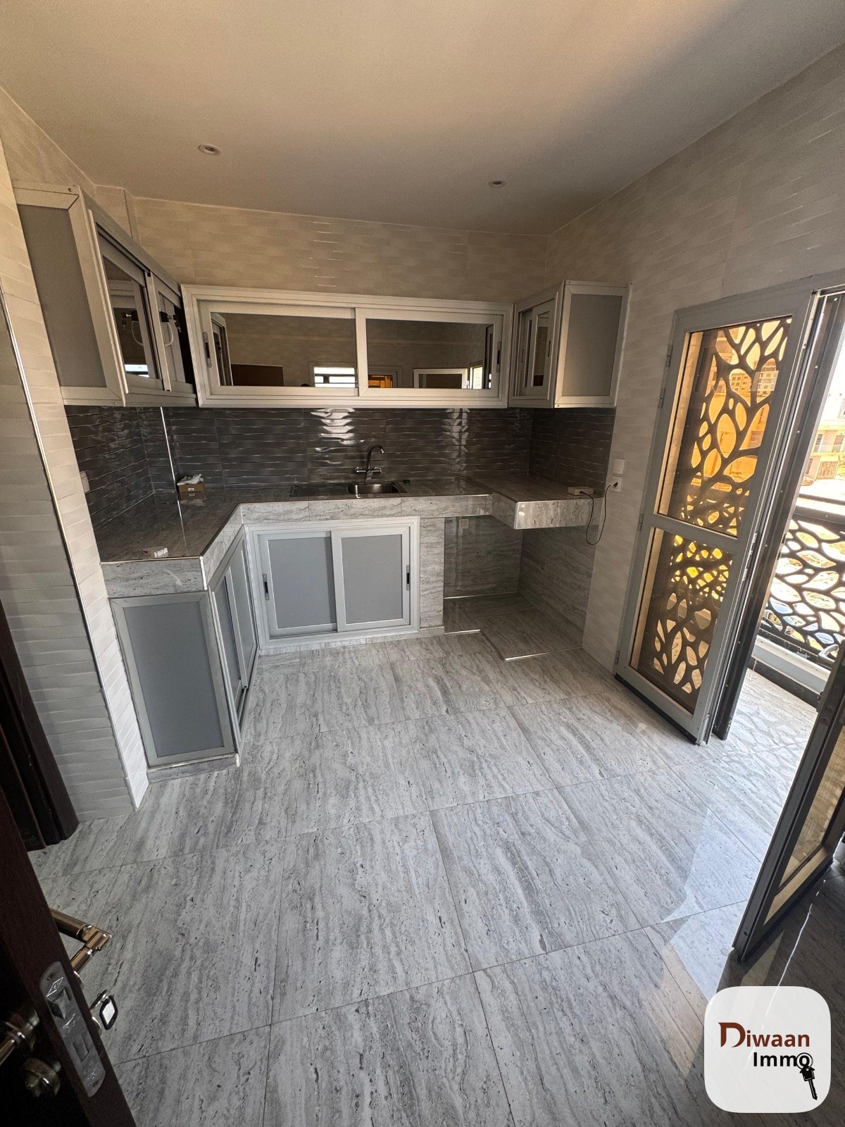 Appartement F4 à louer aux Almadies derrière Katia - Image 12