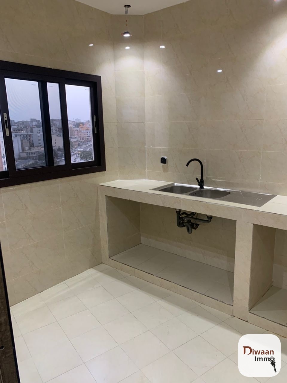 Appartement F3 à louer à la Zone A - Image 2