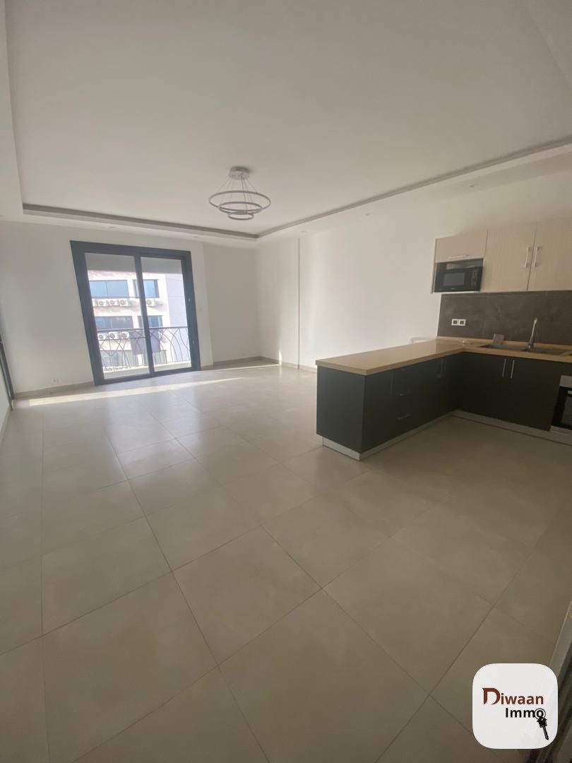 Appartement F4 à vendre au Point E