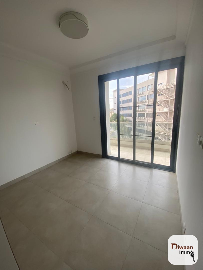 Appartement F4 à vendre au Point E - Image 8