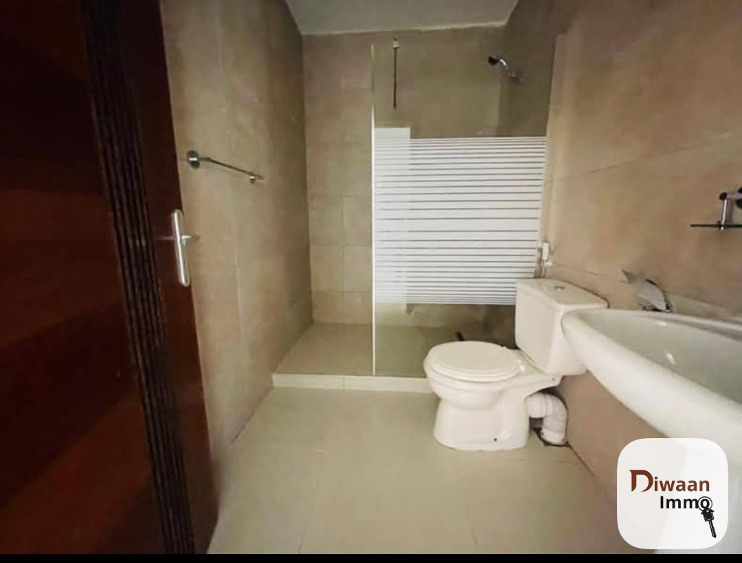 Appartement F4 neuf de 170 m2 à vendre au Point E - Image 12