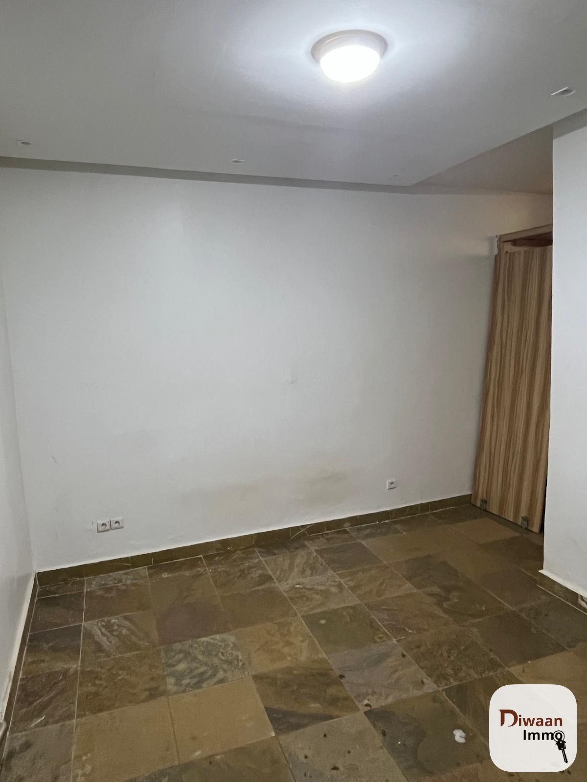 Appartement F2 mini studio à louer à Recasement Almadies - Image 2