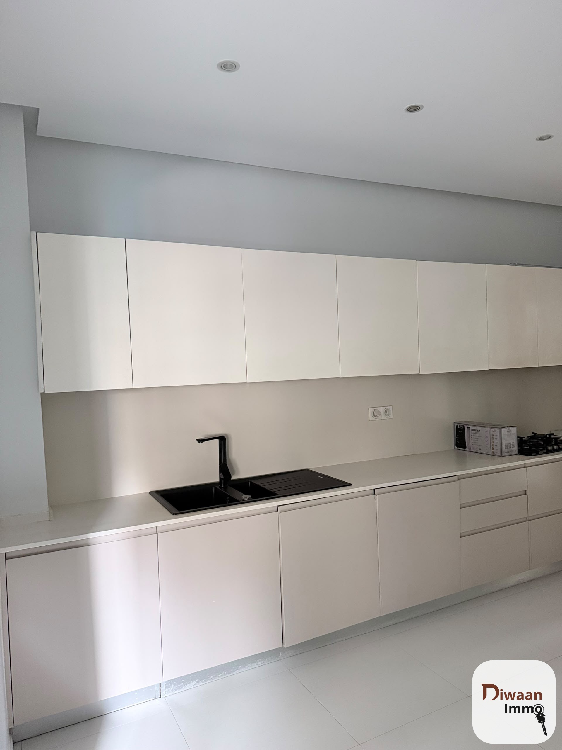Appartement F4 meublé à louer au Point E - Image 4