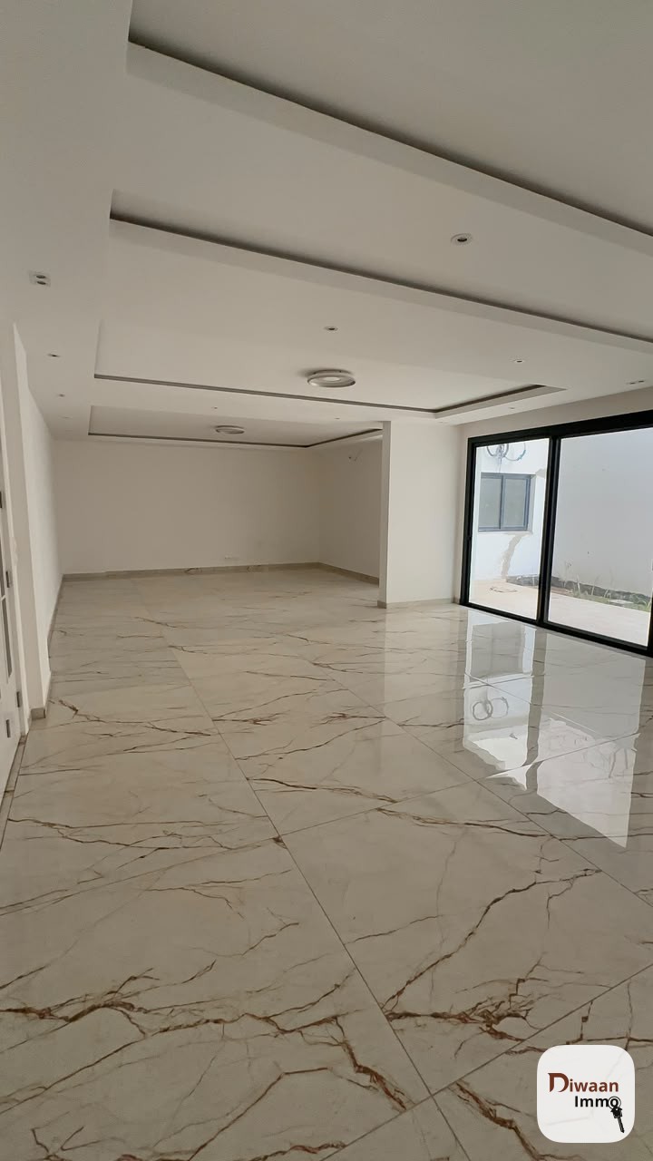 Un grand appartement de 360m2 à louer aux Almadies. - Image 11