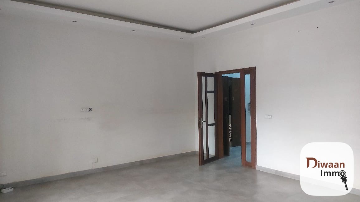 Appartement F4 à louer à Sicap Baobab - Image 8